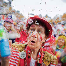 Damit ihr für die session 2021/2022 schon mal planen könnt, …. Corona News Erster Karnevalszug In Koln Wegen Corona Abgesagt Stern De