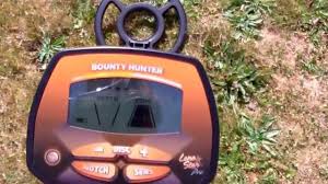 Those individuals who prize mother earth first metal detector ever and i have wanted one for a long, long time. Essai Du Bounty Hunter Lone Star Pro Youtube