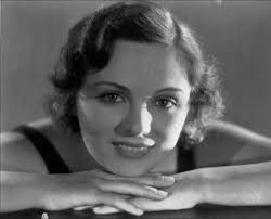 Marion Burns's Instagram, Twitter & Facebook