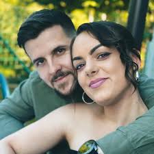 GOLF 5 1.9 TDI 77kw ABT 🔝🔝 Goal oprema 2007 godina Auto je tek  uvezeno(doslo na tockovima) Placene sve obaveze do registracije Auto u top  stanju,sa odlicnom opremom Jako ucuvano i utegnuto