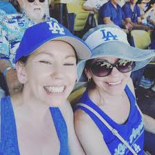 Strangers help elderly couple at baseball game