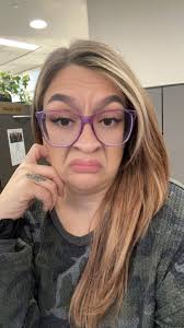 want someone 2 wash my hair 4 me in the bath, dress me, do my hair n makeup  n stay complimenting me all day :3 daddy issues r daddying.