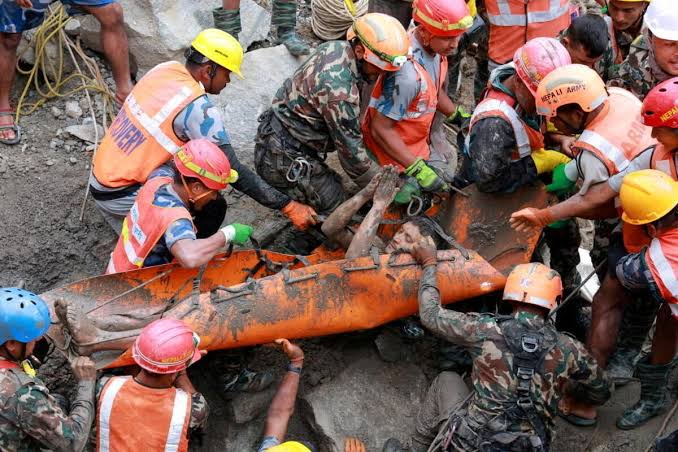 How two men survived nine days in a tunnel during floods in Nepal