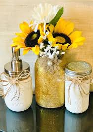 Brightening Sunflowers Bathroom Decor On Mercari 1000 Sunflower Bathroom Sunflower Home Decor Sunflower Room