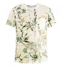Finished with a flat hemline. Carven Herbal Print T Shirt Fly Shirts Shirt Pattern Shirts