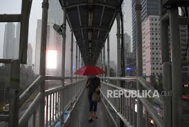 Bmkg gelar sosialiasi literasi iklim generasi muda dan masyarakat di pulau pramuka. Bmkg Prakirakan Empat Wilayah Jakarta Hujan Republika Online