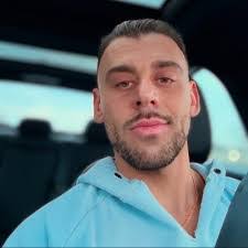 Jaida Hunt's Instagram, Twitter & Facebook