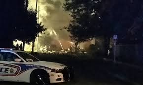 The cause is unknown but the fire is now contained.june 28, 2021. Gas Line Explosion Destroys Homes In London Ontario Bno News