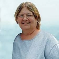 Darlene Bonham's Instagram, Twitter & Facebook