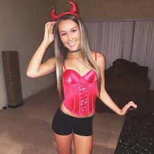 Laura B Valencia - 62 porn photo