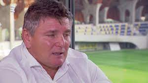 Sándor sallai (born 26 march 1960, debrecen) is a retired hungarian footballer who played as a defender. Sallai Sandor Celfoto 2018 10 18 Echo Tv Youtube