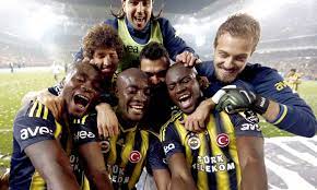 S 176 neu shirt adidas fenerbahce istanbul türkei fussball. Fenerbahce Istanbul Ist Zum 19 Mal Turkischer Fussball Meister Fener Reichte Am Viertletzten Spieltag Der Super