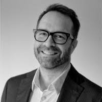 Brad Belanger's Instagram, Twitter & Facebook