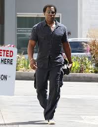 Their union was blessed with 4 children: Wesley Snipes Back In Fighting Form As He Displays Action Hero Muscles Daily Mail Online