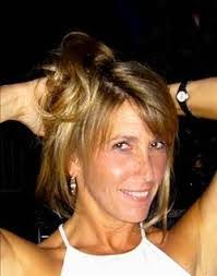 Amy Ballinger's Instagram, Twitter & Facebook