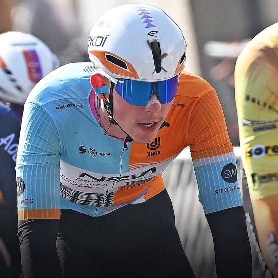 Tragedia en la Vuelta a Portugal: muere atropellado Finlay Tarling a los 19 años - AS.com