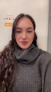 Bridget Sharkey's Instagram, Twitter & Facebook