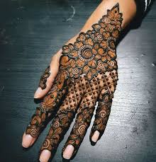 Henna telapak tangan simple dan mudah tutorial henna mudah di ikuti halo semuanya selamat datang di saluran saya mahfan henna ini adalah desain henna yang. 225 Gambar Motif Henna Tangan Sampai Kaki Mudah Dan Simpel