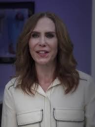 Dana Mackay's Instagram, Twitter & Facebook