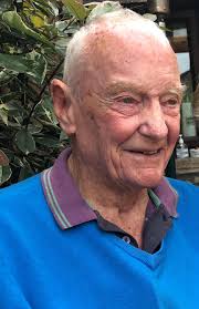 Did anyone know the Phillips family from Hodgson St ..... Lindsay & Kitty,  kids Stephen, Glenn and Marie. Stephen (my ex) passed away last year