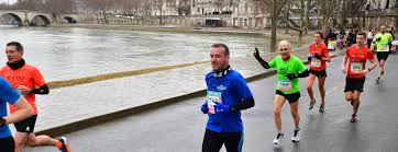 Pour l'édition 2019, la première phase des inscriptions a ouvert le 12 avril 2018 et est désormais close (fermeture le 30 avril). Semi Marathon De Paris 2019 Paris Running Tours