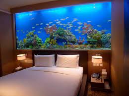 Also, don't hang up pictures of water or place an aquarium in your room. Aquarium Schrank Schaffen Sie Eine Exotische Atmosphare Zu Hause Archzine Net