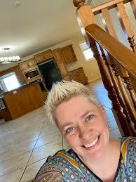 In desperate need of a place my 4 kids and i have until the end of this  month to move. We have ak housing vouchers. But just been something til we  can