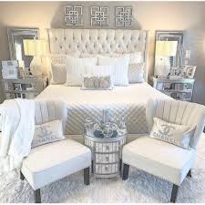 Best Magazine For Home Decor In 2020 Bedroom Wall Decor Above Bed Luxurious Bedrooms Elegant Master Bedroom