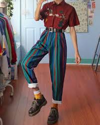 Curated By Narlaka Narlaka Www Narlaka Com Retro Fashion For The Modern Girls A Retro Fashion Aesthetic Clothes 70s Inspired Fashion