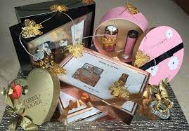 Buying a wedding gift for the happy couple can be challenging. 10 Best Wedding Gifts For Bride On Wedding