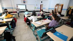 Mesleki ve teknik anadolu liseleri, çok programlı anadolu liseleri, mesleki eğitim merkezleri, güzel sanatlar liseli ile spor liseli öğrencileri uygulamalı derslerde yüz yüze eğitime başladı. Yuz Yuze Egitim Basladi Son Dakika Haberleri