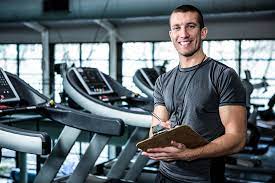 8 Things You Should Know Before Hiring A Personal Trainer Fitness Trainer Trainers Outfit Gym Trainer