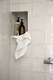 karwei kies in de badkamer voor getrommelde tegels voor een levendig effect karwei badkamer wooninspiratie badkamer badkamerideeen badkamer inspiratie