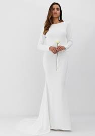 Nicht nur sparen sie platz in ihrem kleiderschrank, sie erhalten beim verkauf ihres brautkleids, auch ein zusatzeinkommen und helfen dabei, dass andere frauen ihr perfektes brautkleid gebraucht zum besten preis finden können. Budget Buy Brautkleider Unter 1000 Euro Outfit Kleider Brautkleid