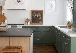 Dark kitchen cabinets aren't a thing of the past! 21 Best Green Kitchen Cabinet Ideas