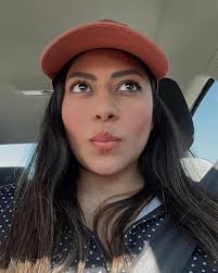 Melinda Salgado's Instagram, Twitter & Facebook