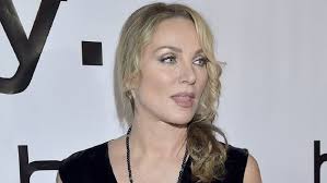 Eva Halina Rich pozuje topless. Zaapelowała do fanek