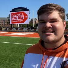 Caleb Perez (@CalebPerez_14)