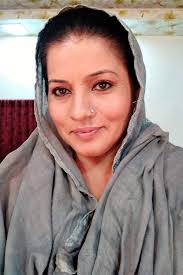 Parminder Gill's Instagram, Twitter & Facebook