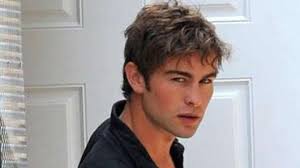 When Chace Crawford tried catching a waitress' eye