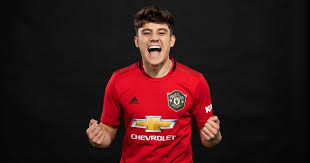 Latest on manchester united midfielder daniel james including news, stats, videos, highlights and arsenal aston villa brighton & hove albion burnley chelsea crystal palace everton fulham leeds. It Was All A Bit Crazy I Threw My Phone Daniel James On His Reaction To Leeds Transfer Falling Through