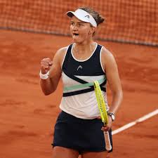 Krejčíková pokračuje v krasojízdě, na roland garros si zahraje o titul i ve čtyřhře. Hitfo5w7uladwm