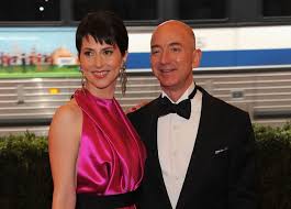 Amazon ceo and founder jeff bezos says that he and his wife mackenzie are divorcing after 25 years of marriage. Pin En General