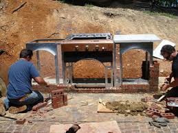 It is to do with the sand and afterward place the bricks onto them. How To Build An Outdoor Pizza Oven How Tos Diy