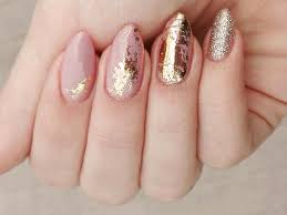 Gorgeous Nails Upgrades With Gold Foil Naildesignsjournal Com Easy to use, perfect decoration and long lasting make you nails look much more glamorous and beautiful.