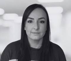 Yvonne Grady's Instagram, Twitter & Facebook