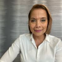 400+ "Angela R." profiles