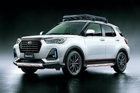 Dengan harga mobil daihatsu rocky yang terbilang murah itu, cukup menggiurkan untuk meminangnya. Daihatsu Rocky 2020 Lebih Aksesori Ditawarkan Harga Sedikit Mahal Dari Rm64k Careta
