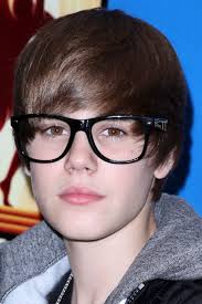 However, after months of sporting a he showed off his latest dramatic haircut on instagram on 30 october. Just Bieber Hair Evolution Of His Looks Over The Years