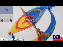 Bahkan cenderung mudah dan simpel. Amazing Cara Membuat Layang Layangan Wau Bulan Atok Dalang Dari Lidi Kelapa Youtube